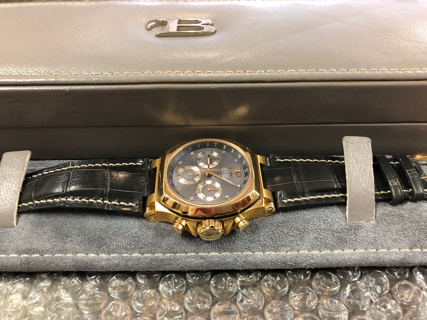 ネジが完成して固定完了